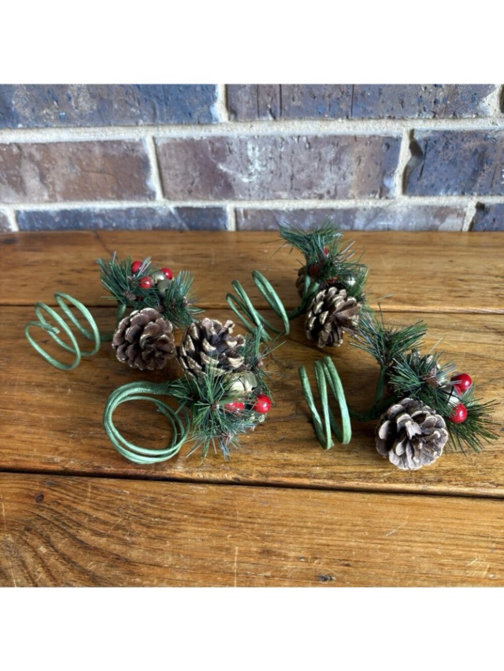 Set of 4 Vintage Christmas Holly Berry Pinecone Napkin Rings